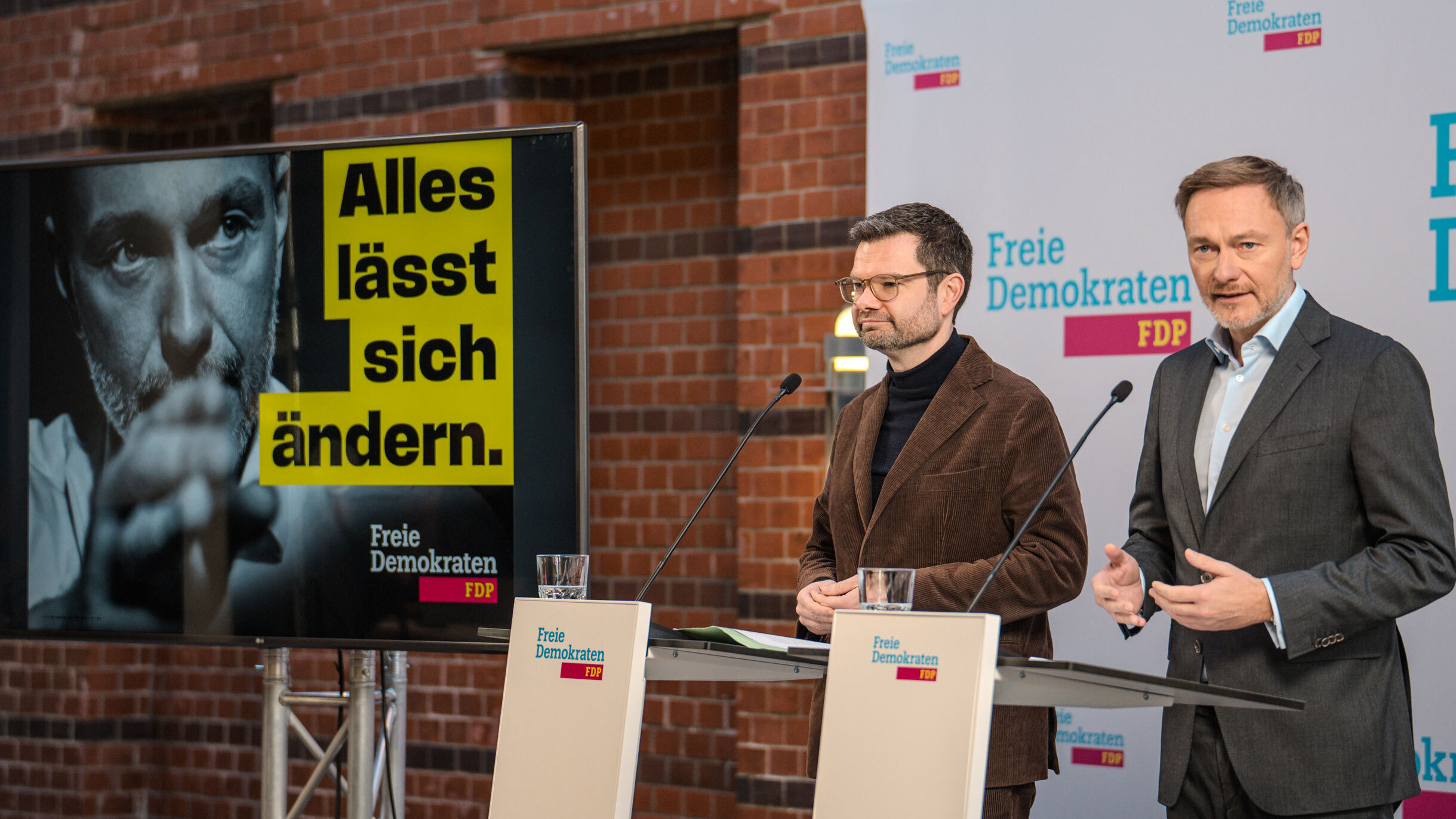 Buschmann und Lindner auf der Pressekonferenz. 