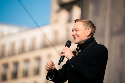 Christian Lindner beim Brandenburger Tor.