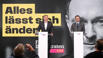 Lindner und Buschmann auf der Bühne. 